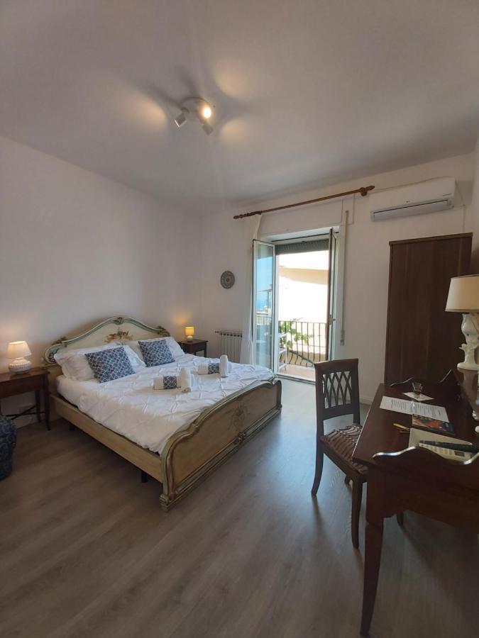 La Guardiola Di Angela E Nino Bed & Breakfast Taormina Exterior photo