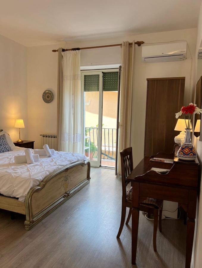 La Guardiola Di Angela E Nino Bed & Breakfast Taormina Exterior photo